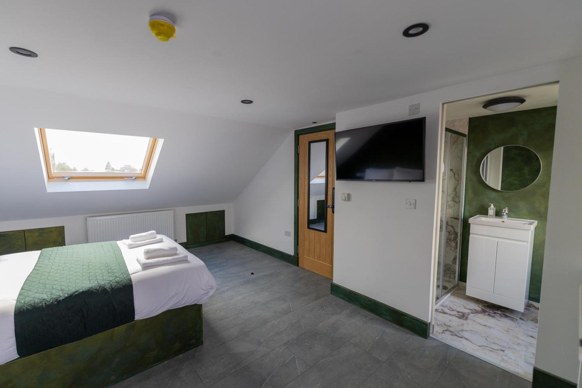 Hotel Paragraph Tottenham Londra Esterno foto