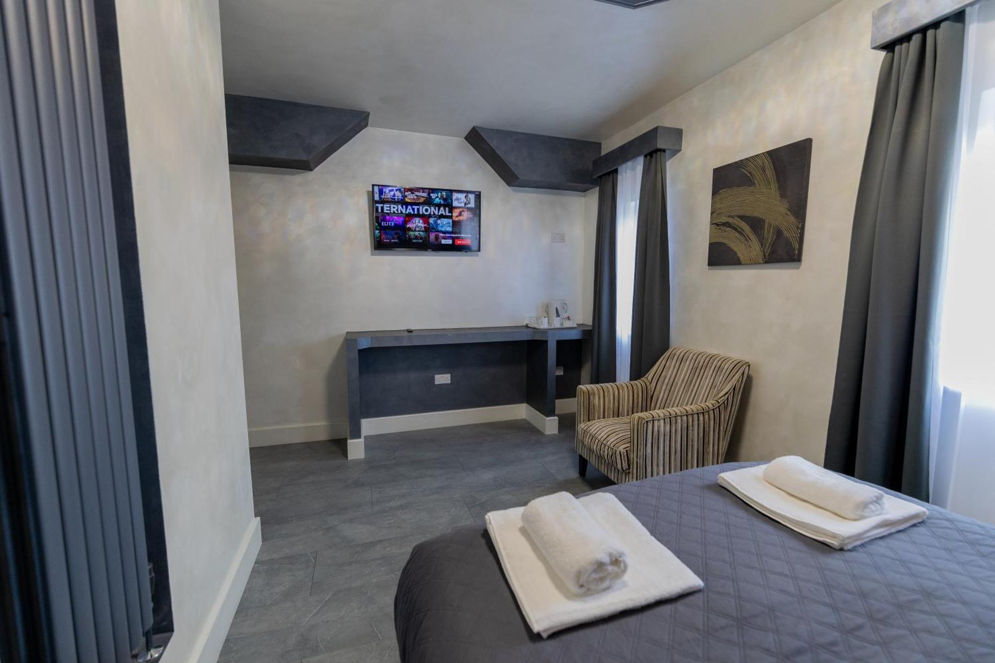 Hotel Paragraph Tottenham Londra Esterno foto