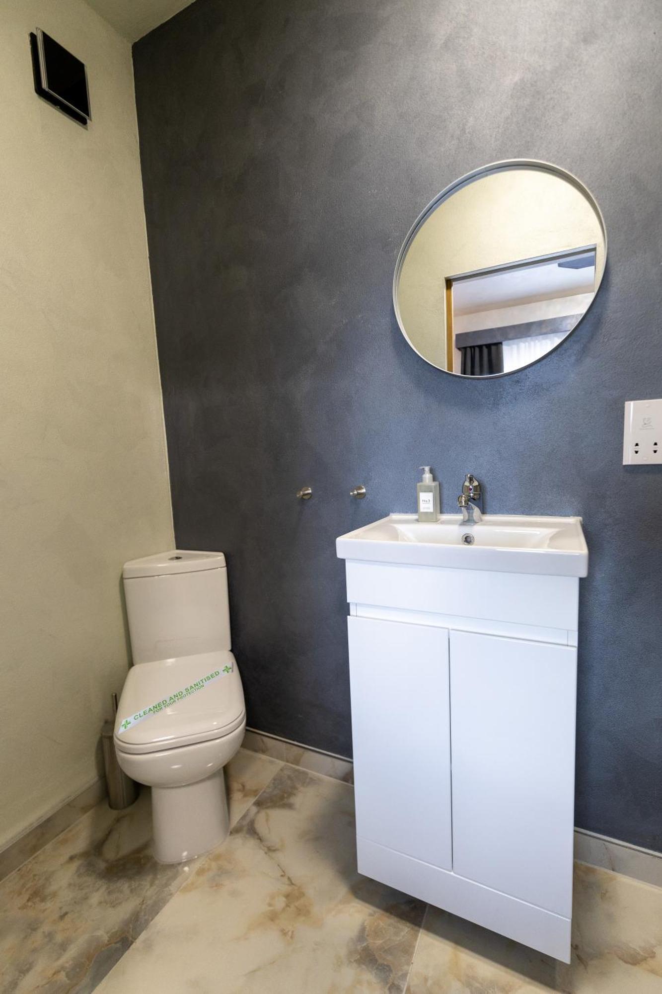 Hotel Paragraph Tottenham Londra Esterno foto