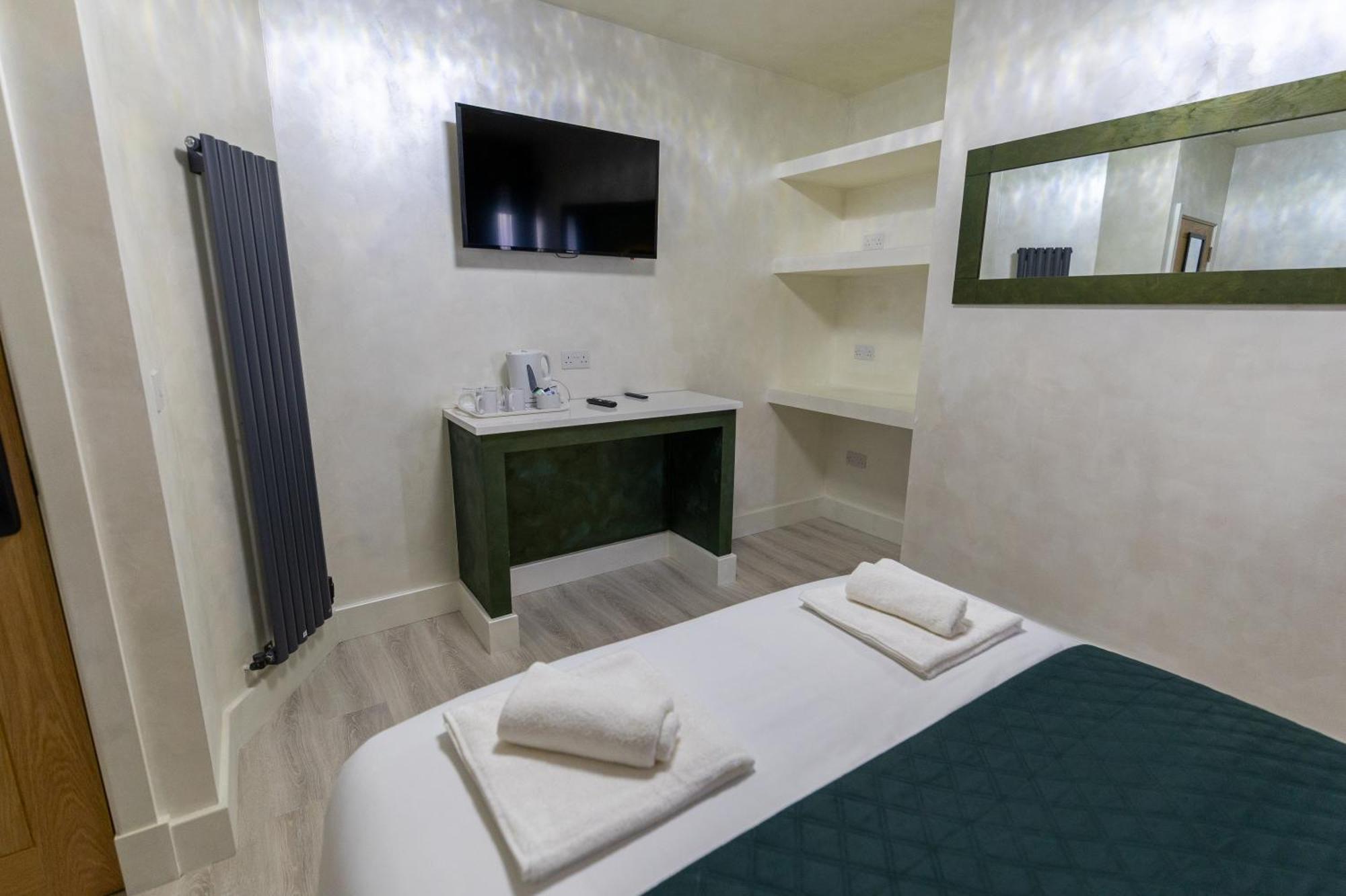 Hotel Paragraph Tottenham Londra Esterno foto
